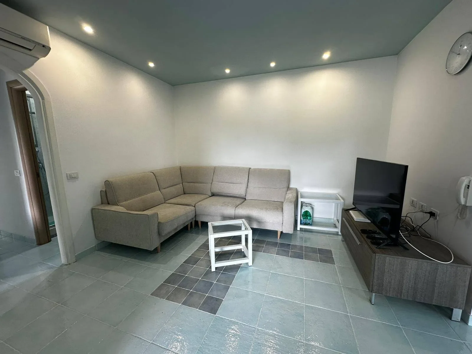 Gallery photo 6