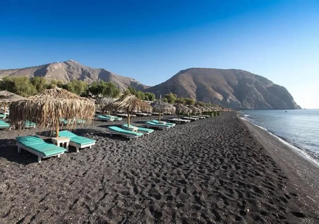 Perívolos, Santorini 847 03, Greece, Thira, Aegean, Greece. - Photo 7
