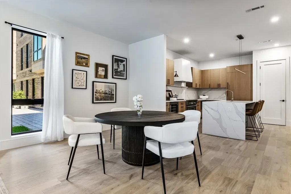 1114 Beacon St., Newton, Massachusetts, United States. - Photo 21