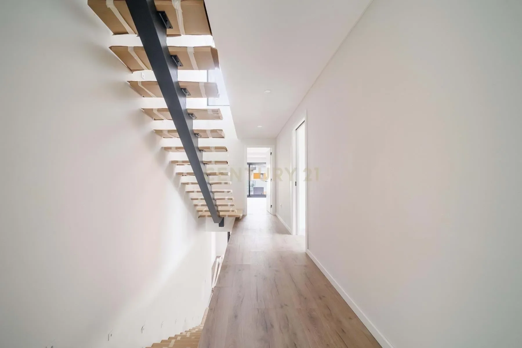 Gallery photo 7