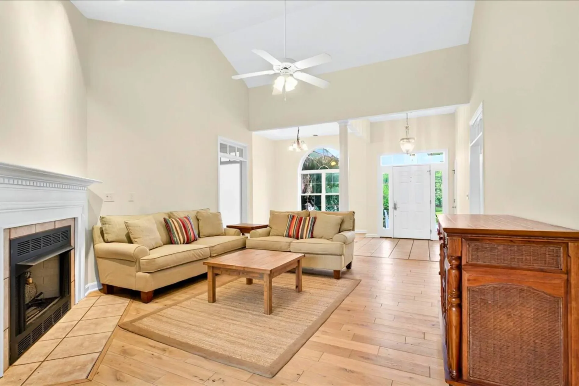 Gallery photo 7