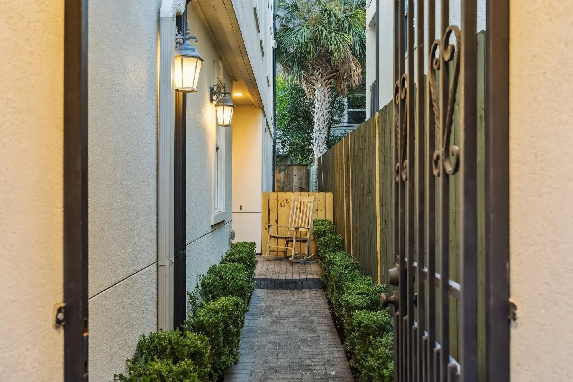 1305 W Bell Street, Houston, Texas, United States. - Photo 40