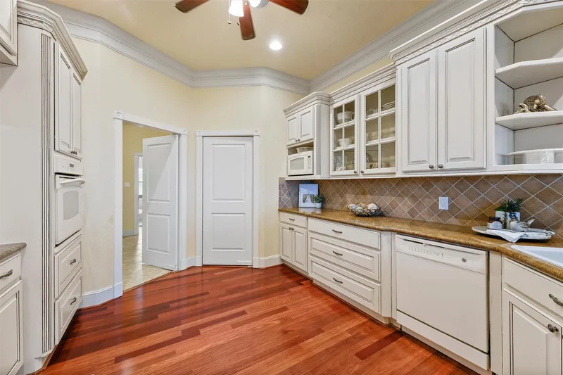 11610 Cedar Gully Road, Baytown, Texas, United States. - Photo 15