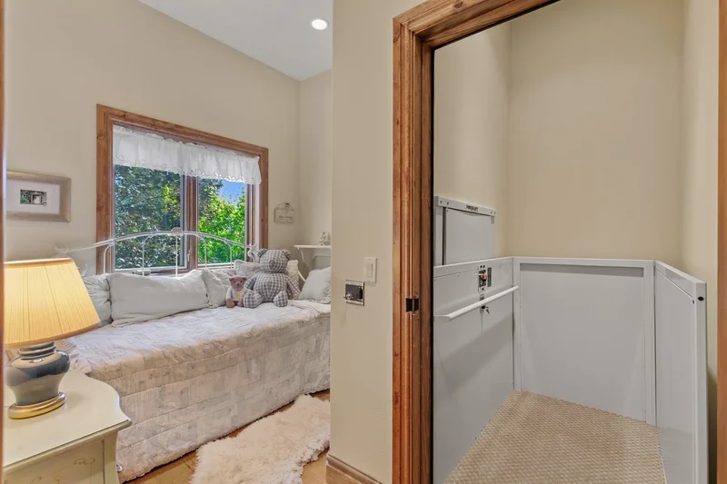 4520 S Threemile Point Rd, Coeur d'Alene, ID 83814, Coeur d'Alene, Idaho, United States. - Photo 38