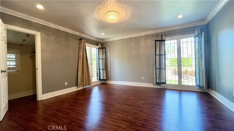 5106 Crenshaw Boulevard, Los Angeles, California, United States. - Photo 51