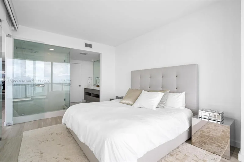 460 NE 28th St 3508, Miami, Florida, United States. - Photo 10