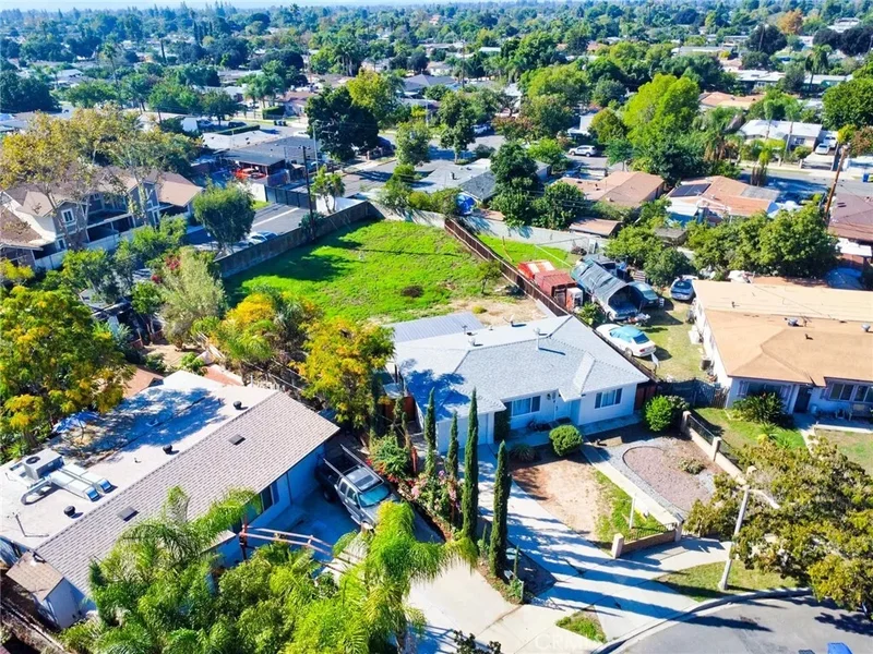 606 E De Anza Circle E, Ontario, CA 91761, Ontario, California, United States. - Photo 52