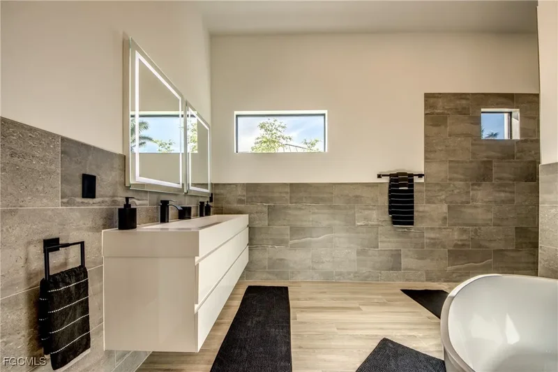 5306 Sands Boulevard, Cape Coral, FL 33914, Cape Coral, Florida, United States. - Photo 21