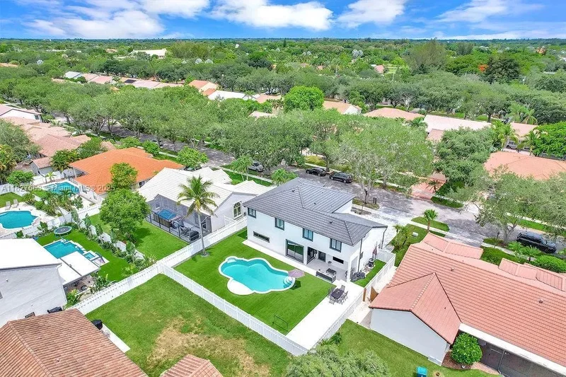 10746 Charleston Pl, Cooper City, Florida, United States. - Photo 69