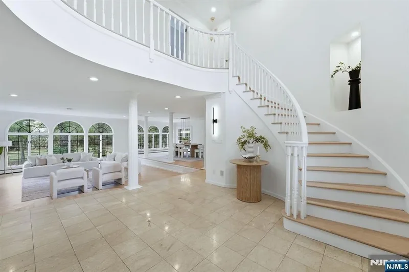 921 Franklin Lake Road, Franklin Lakes, NJ 07417, Franklin Lakes, New Jersey, United States. - Photo 3