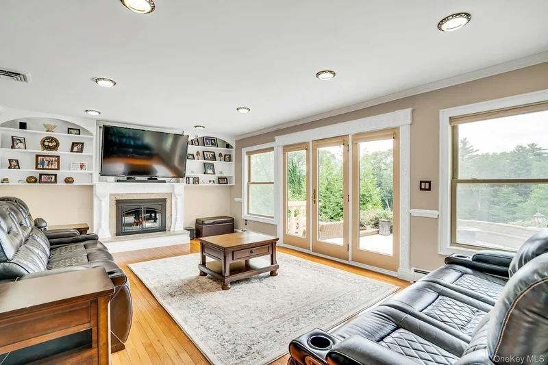41 Hearthstone Drive, Huntington Station, New York, United States. - Photo 19