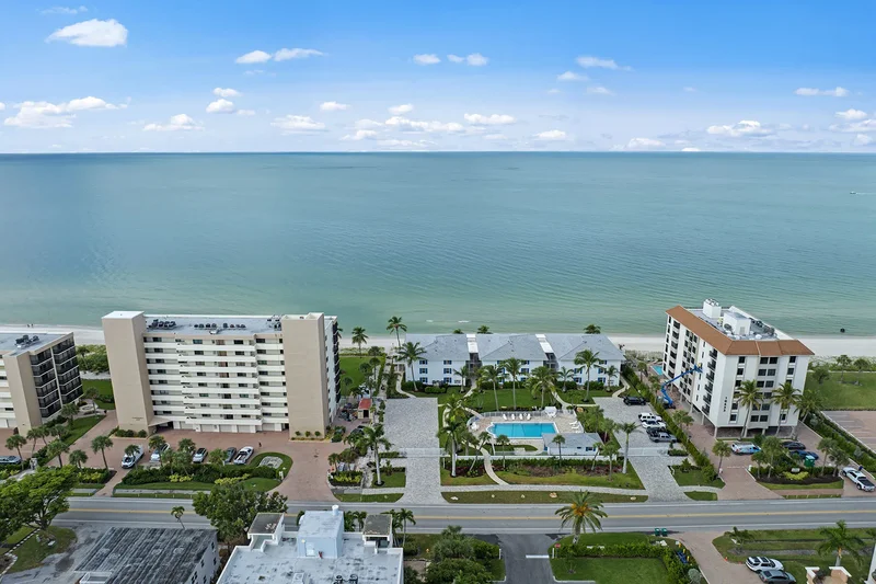 10573 Gulf Shore Drive , 306, Naples, FL 34108, Naples, Florida, United States. - Photo 42
