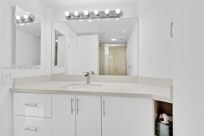5200 N Ocean Dr 1105, Riviera Beach, Florida, United States. - Photo 33