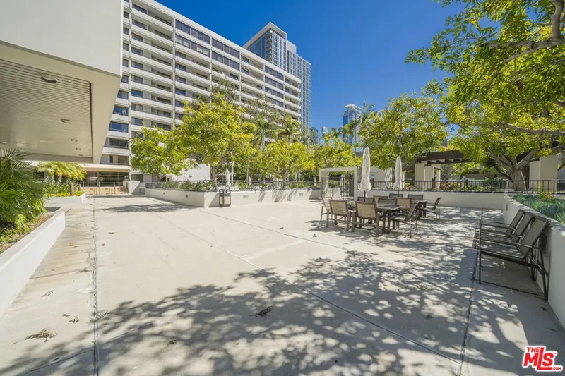 600 W 9th Street 1502, Los Angeles, California, United States. - Photo 34
