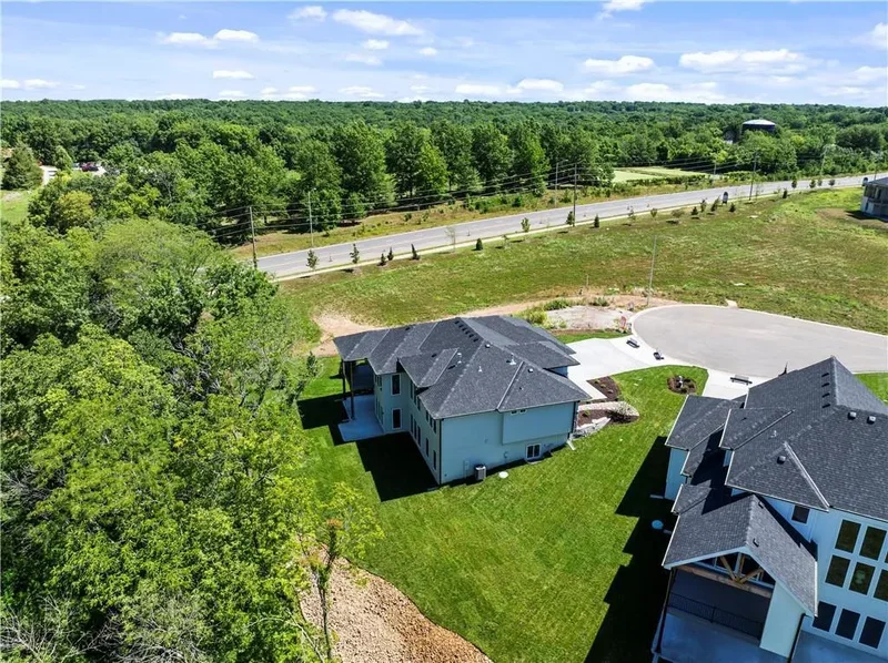 2504 NE Woodland Oak Circle, Lee's Summit, MO 64086, Lake Lotawana, Missouri, United States. - Photo 57