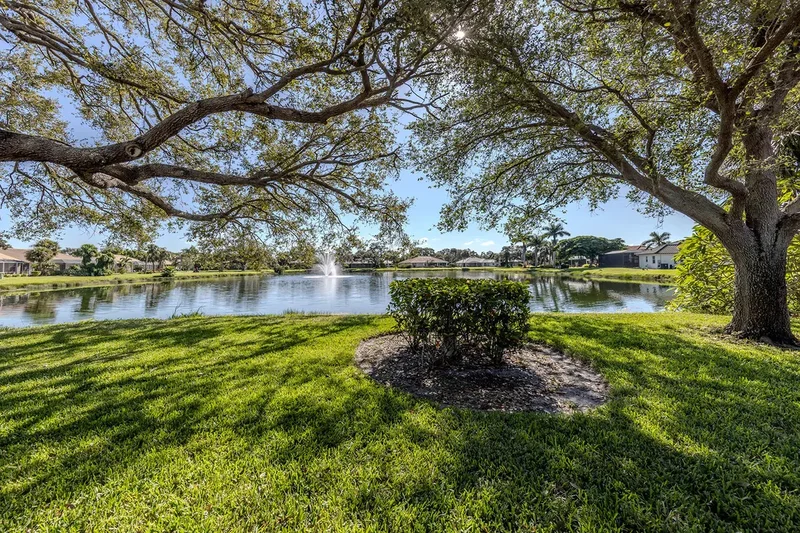 161 Grand Oak Circle, Venice, FL 34292, Venice, Florida, United States. - Photo 26