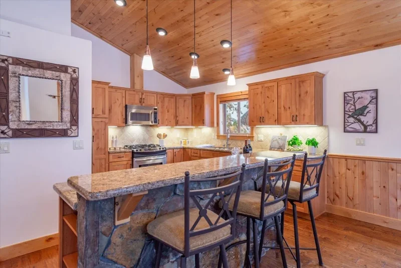 11685 Baden Road, Truckee, CA, 96161, USA, Truckee, California, United States. - Photo 11