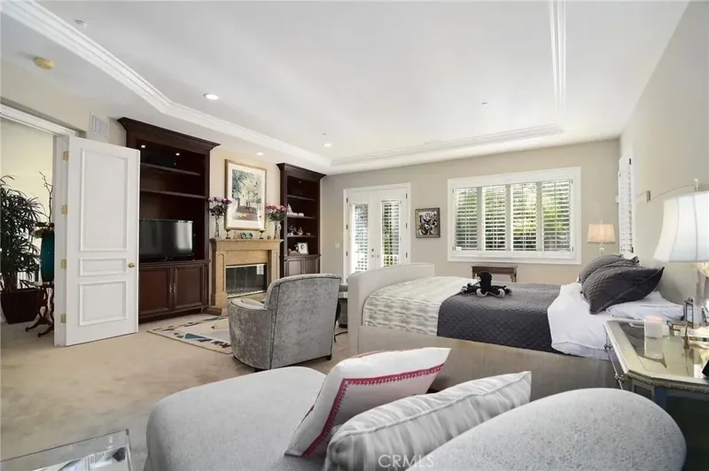 19134 Briarfield Way, Los Angeles, California, United States. - Photo 34