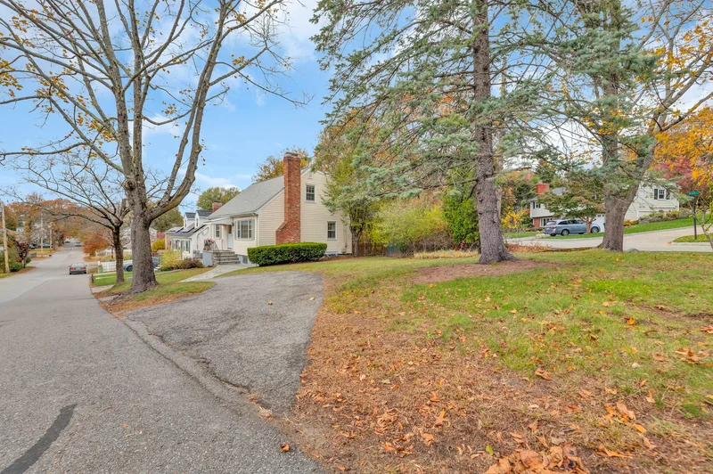 19 Wilbur Ave , Arlington, MA 02476, Arlington, Massachusetts, United States. - Photo 7