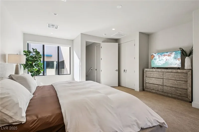 471 Serenity Point Drive, Henderson, Nevada, United States. - Photo 31