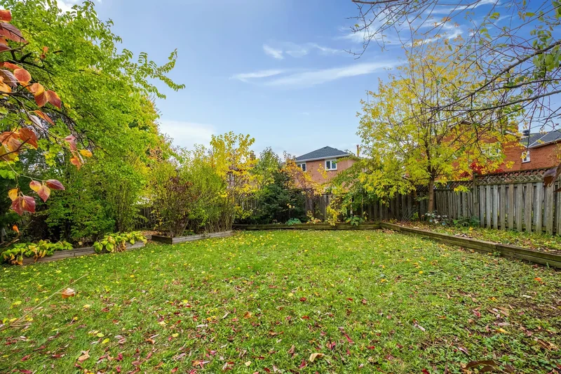3631 Cherrington Cres, Mississauga, ON L5L 5C6, Mississauga, Ontario, Canada. - Photo 20