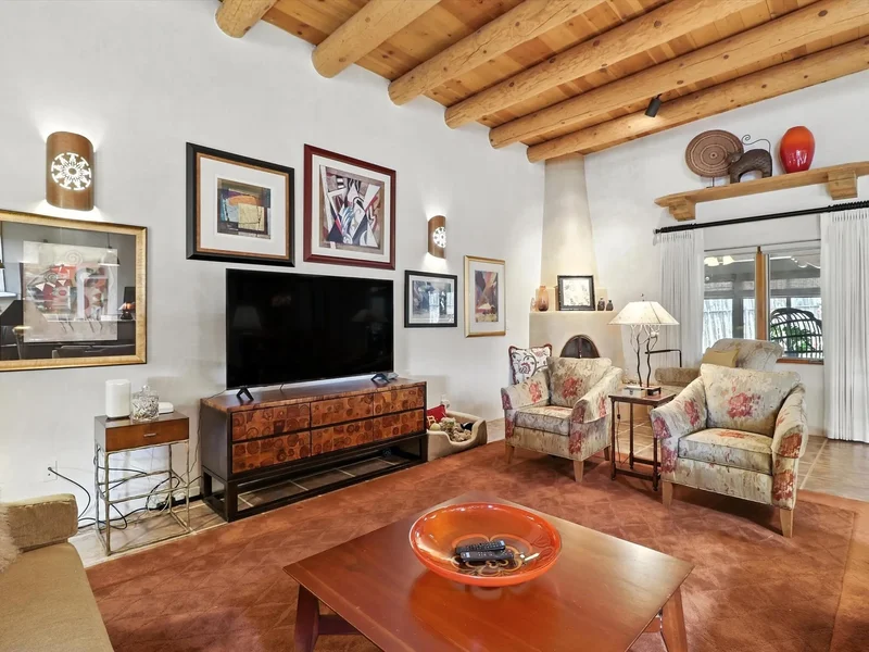 3000 Governor Lindsey Road, Santa Fe, NM 87505, Santa Fe, New Mexico, United States. - Photo 14