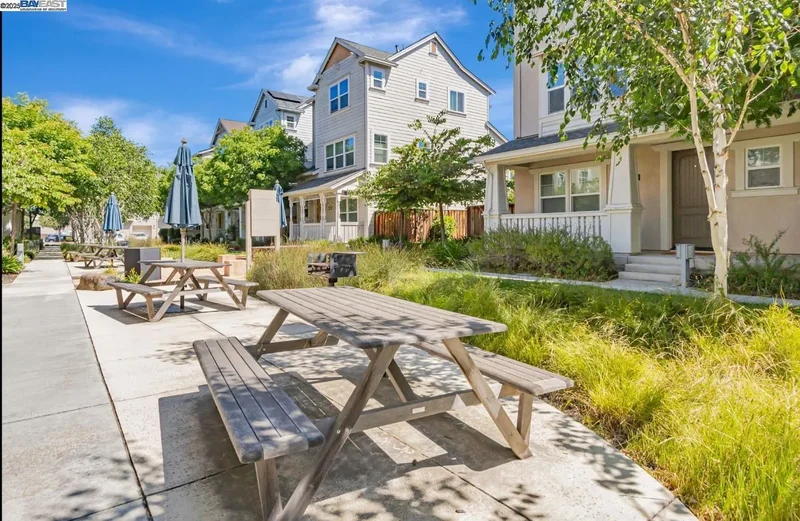 705 Cannery Pl, San Jose, California, United States. - Photo 9