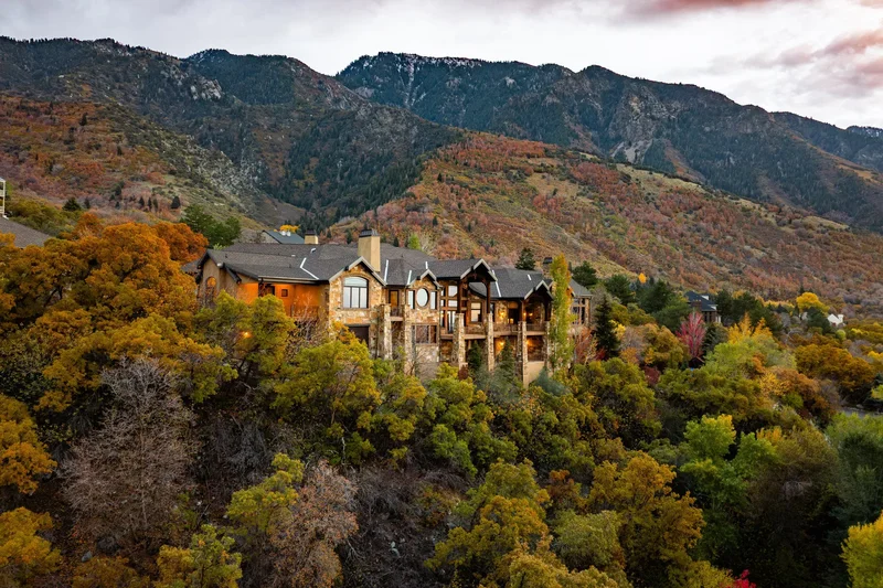 3409 E Seven Springs Drive, Sandy, UT 84092, Sandy, Utah, United States. - Photo 91