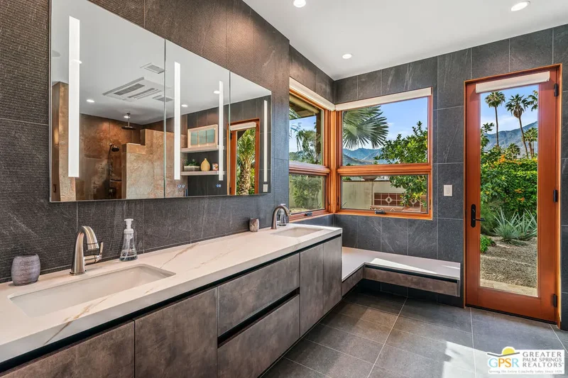 2355 S Pebble Beach Dr, Palm Springs, CA 92264, Palm Springs, California, United States. - Photo 11