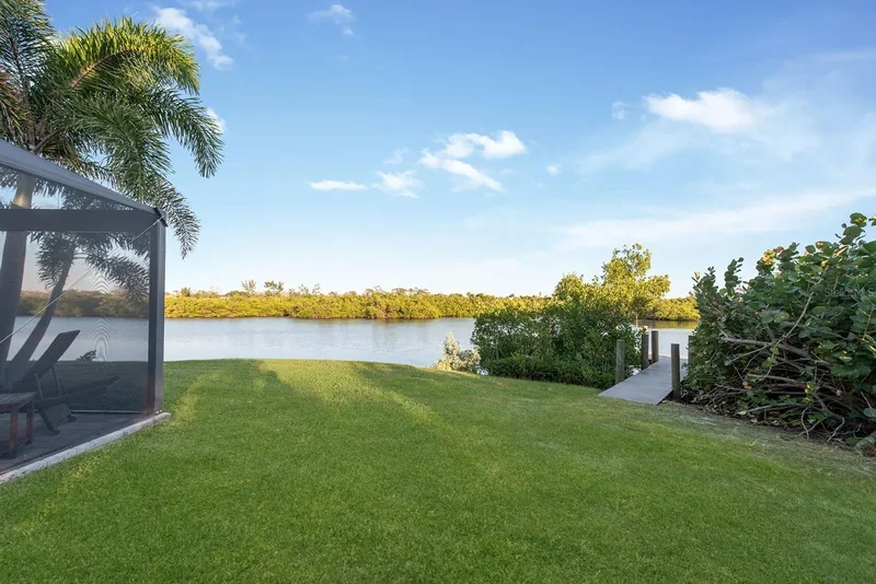 300 E BAY HEIGHTS AVENUE, ENGLEWOOD, FL 34223, ENGLEWOOD, FL, United States. - Photo 43