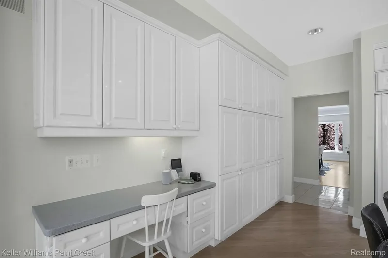 1865 Archers Pointe, Rochester Hills, MI 48306, Rochester, Michigan, United States. - Photo 46