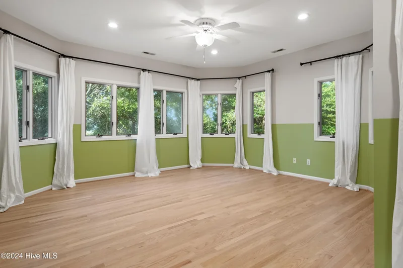 518 Egret Lake Drive, Pine Knoll Shores, North Carolina, United States. - Photo 28