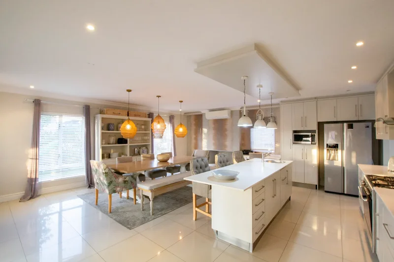 190 Guyot Oval, Val De Vie Winelands Lifestyle Estate, South Africa, Val De Vie Winelands Lifestyle Estate, Western Cape, South Africa. - Photo 3