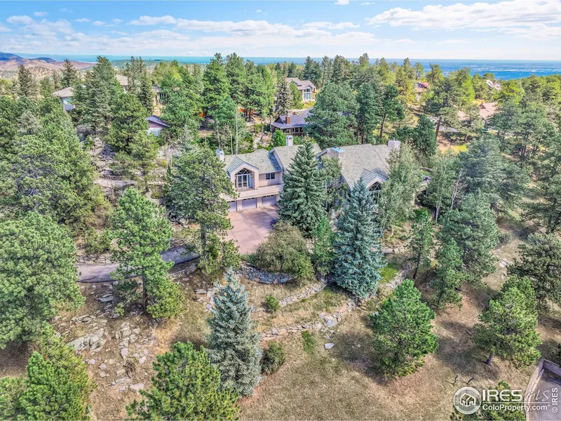 1682 Montane Dr E, Golden, CO 80401, Golden, Colorado, United States. - Photo 41