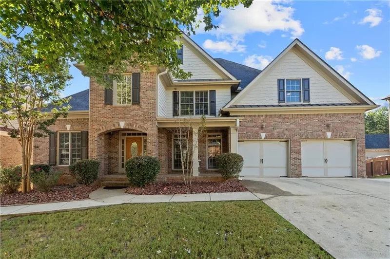 Single Family Residence in Buford