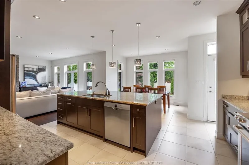 359 JORDAN Lane, Lakeshore, ON N8N 5E9, Windsor, Ontario, Canada. - Photo 10