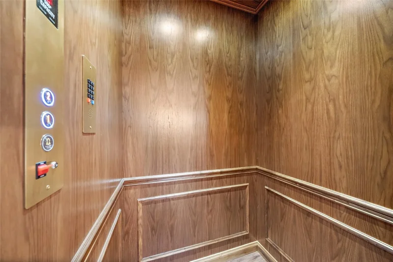 422 Pinewold Drive, Houston, TX 77056, Houston, Texas, United States. - Photo 14