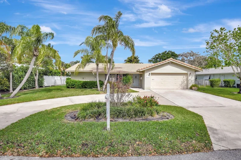 Single Family Residence in Delray Beach
