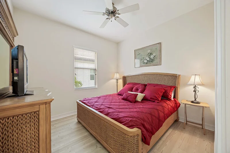 7828 Valencia Court, Naples, FL 34113, Naples, Florida, United States. - Photo 27