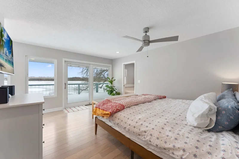 5325 Twin Lake Blvd E, MN, Brooklyn Center, Minnesota, United States. - Photo 15