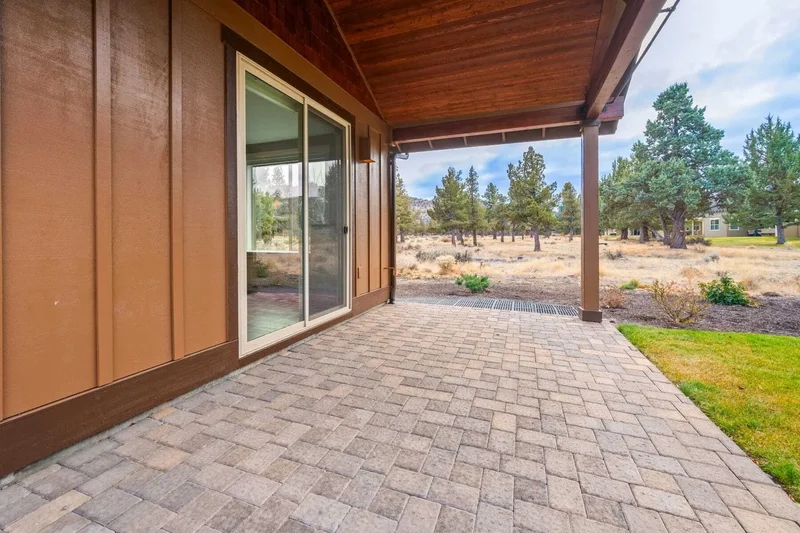 291 Sun Vista Drive , Redmond, OR 97756, Redmond, Oregon, United States. - Photo 11