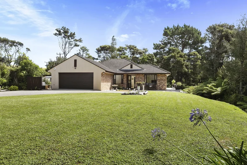 240 Pine Valley Road, Dairy Flat