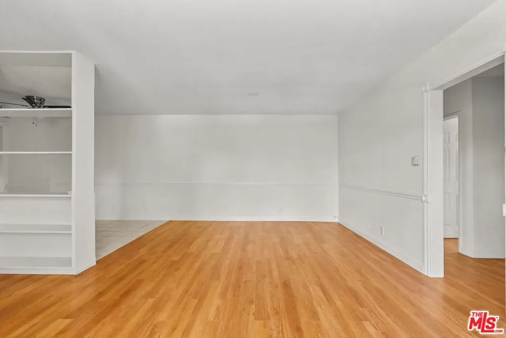 272 S Doheny Drive 1, Beverly Hills, California, United States. - Photo 40
