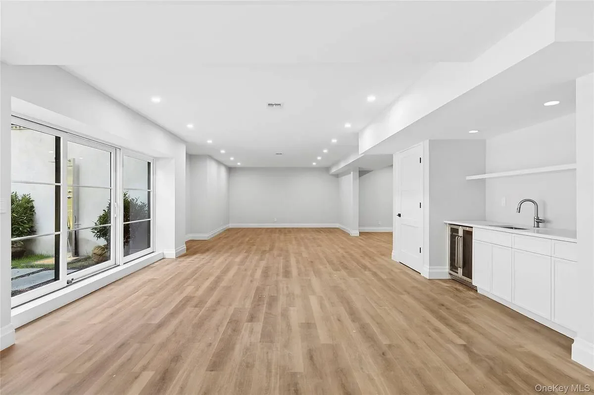 Gallery photo 10