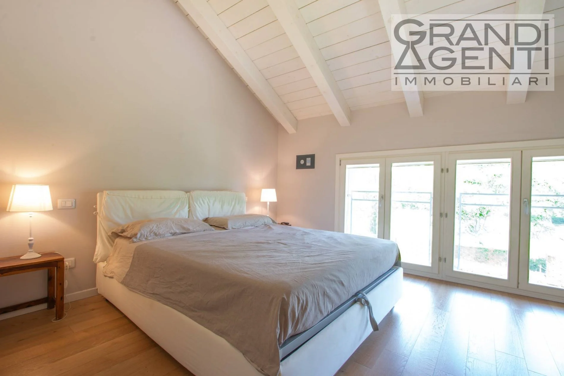 Lungadige Attiraglio 44, Verona, Veneto, Italy. - Photo 3