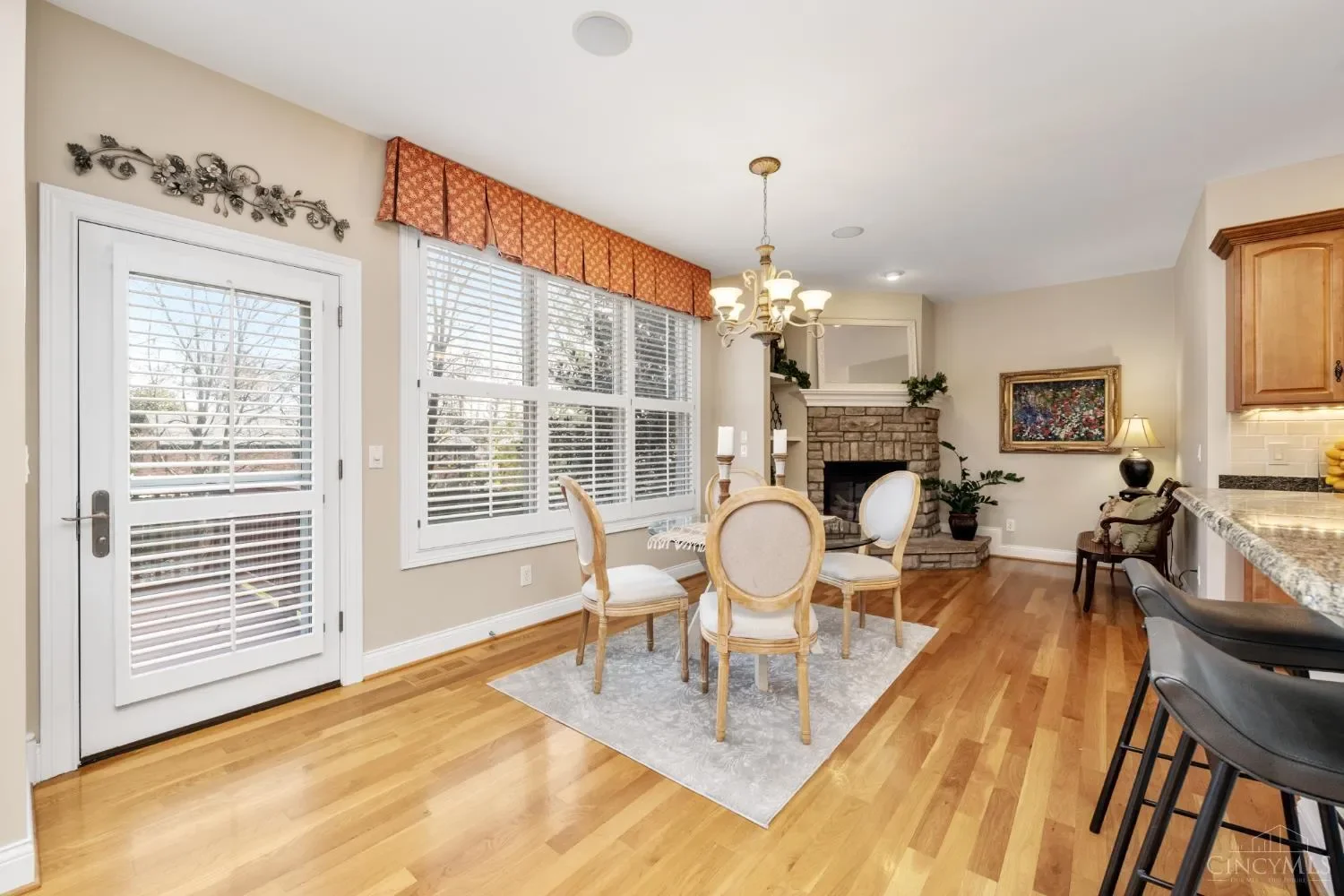 5760 Kugler Mill Road, Sycamore Twp, OH 45236, Cincinnati, Ohio, United States. - Photo 8
