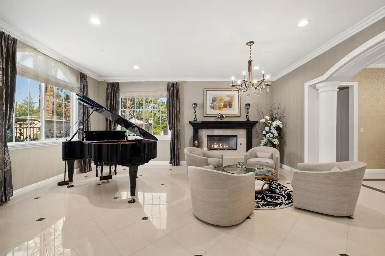 2855 Oak Knoll Drive, Diamond Bar, California, United States. - Photo 3