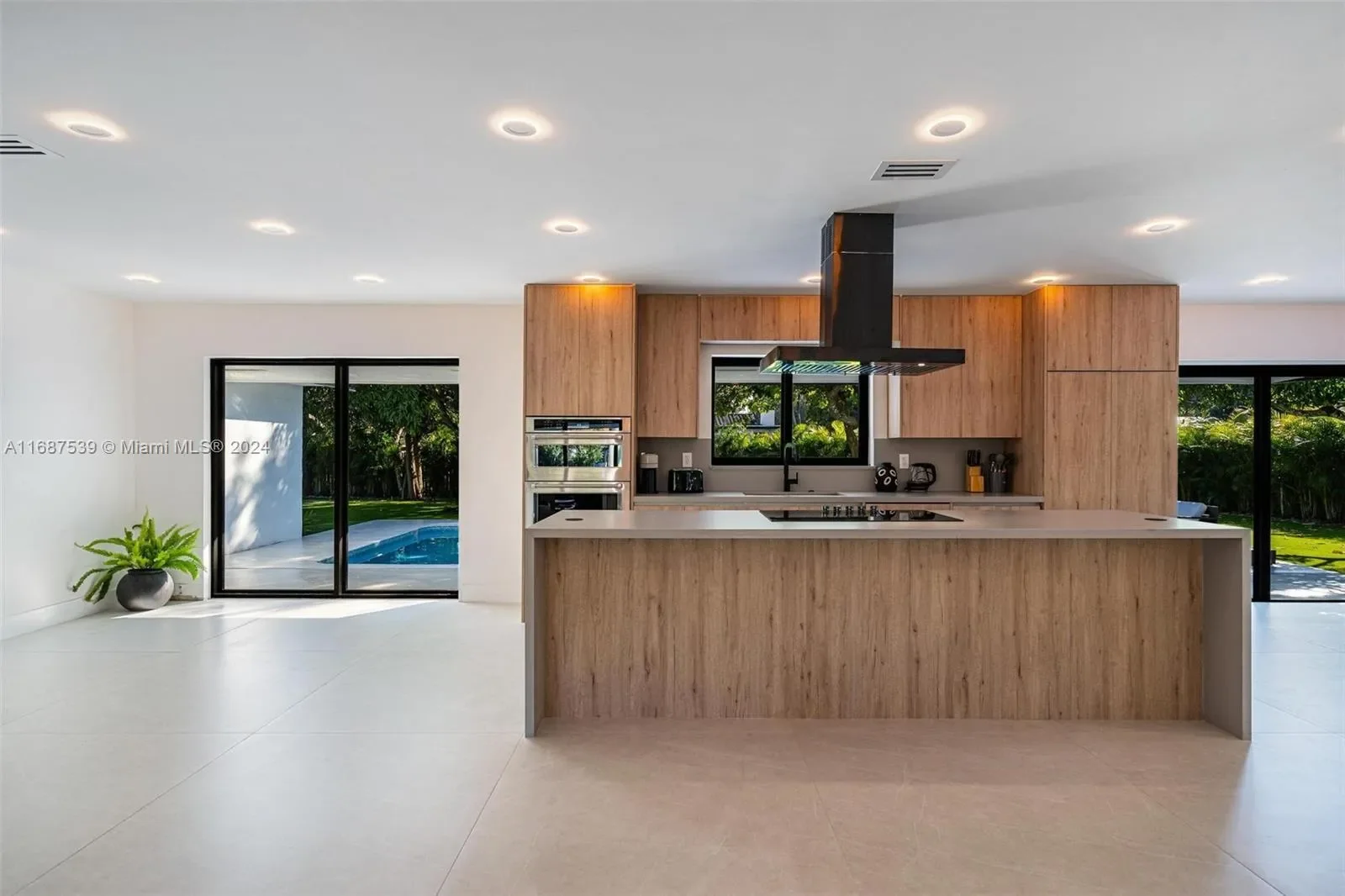 9600 SW 147th St, Miami, Florida, United States. - Photo 11