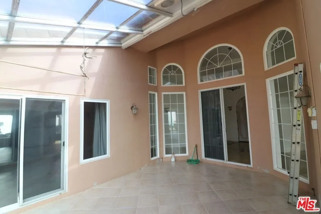 20776 Big Rock Drive, Malibu, California, United States. - Photo 41