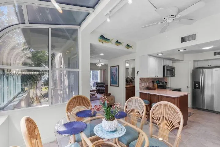 140 Aregood Ln , C2, Plantation Key, FL 33036, Islamorada, Florida, United States. - Photo 15